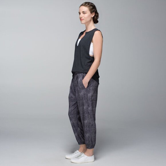 Lululemon Rollin' With My Omies Pant Burlap Texture Black Dune Joggers size 10 - Picture 1 of 8